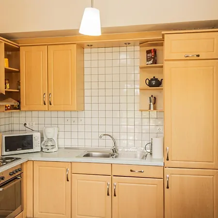 Mouse House גאוביה