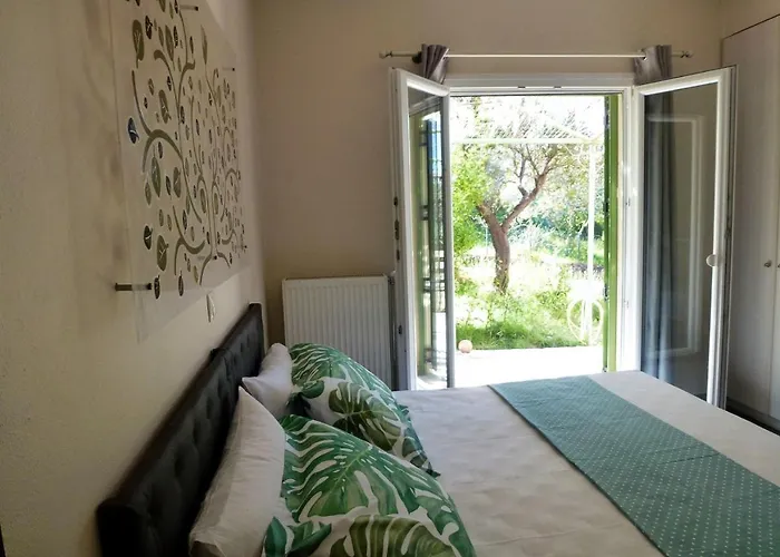 Mouse House * Gouvia